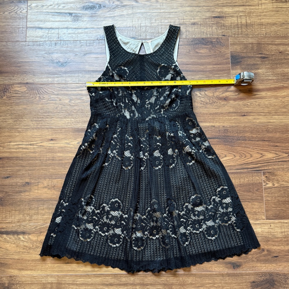 Free People “Rocco” Babydoll Black Lace Mini Dress Size 2 - Picture 8 of 13